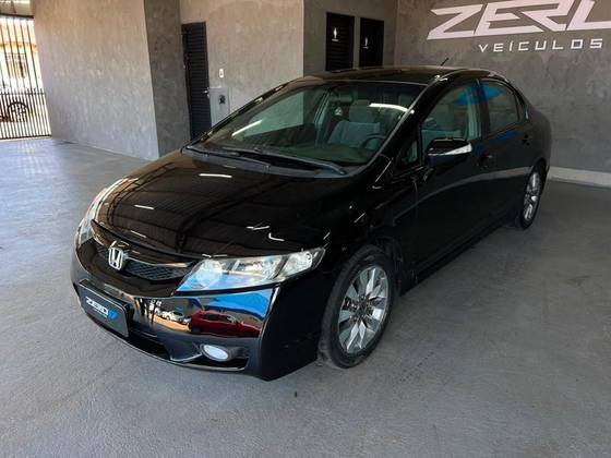 HONDA CIVIC 1.8 LXL 16V FLEX 4P MANUAL HONDA CIVIC 1.8 LXL 16V FLEX 4P MANUAL
